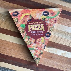 Glamlite Pizza Veggie Lovers eyeshadow palette